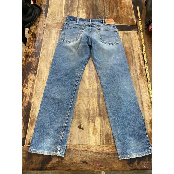 Levi's 501 Men's Levi's Button Fly Straight Leg Denim Jeans Size 33X34 - Picture 3 of 4